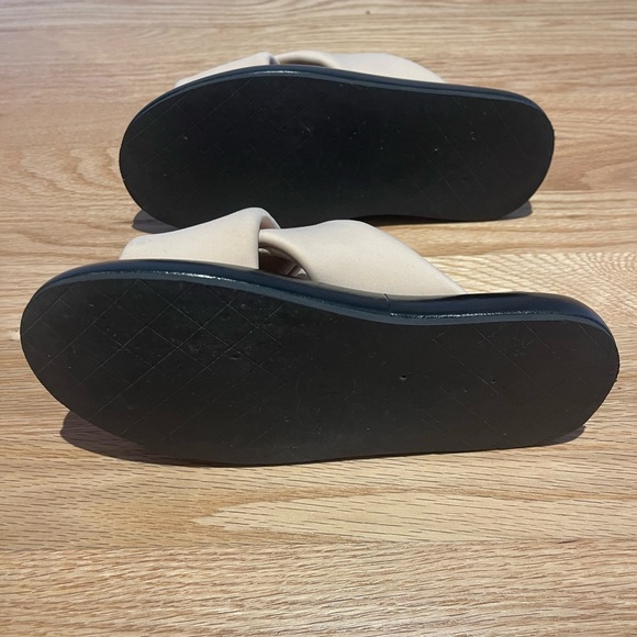 Chanel sandals. Only worn once! Size 35.5. Comes with dust bags, no box. - Picture 6 of 6